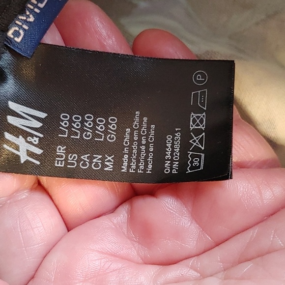 H&M/Divided Tropical Floral Unisex Bucket Hat - Picture 8 of 11